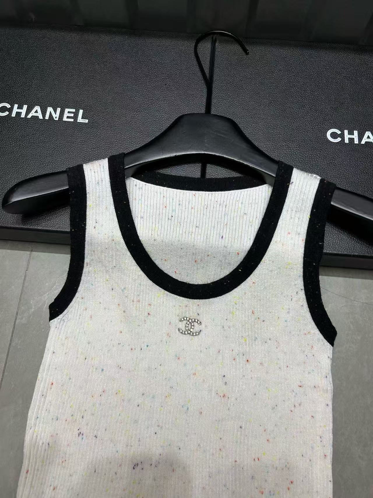 CHANE1 ダブルCウールベスト【50％割引+送料無料】