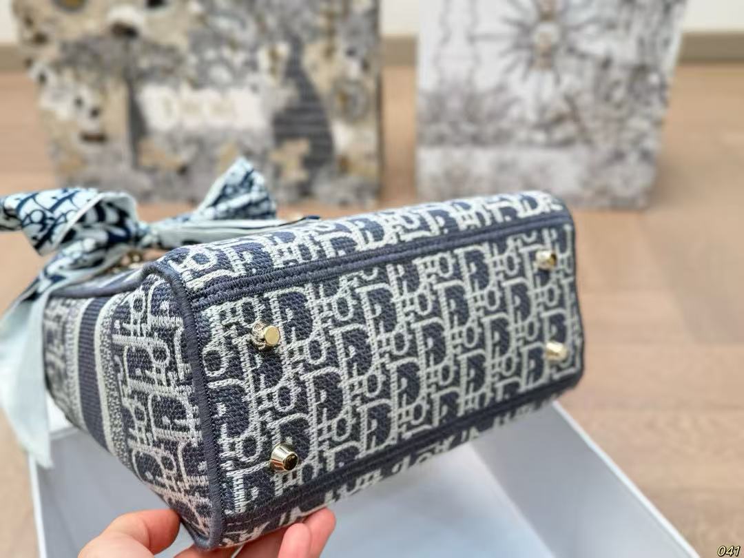 DI0R Lady D-Liteハンドバッグ【50％割引+送料無料】