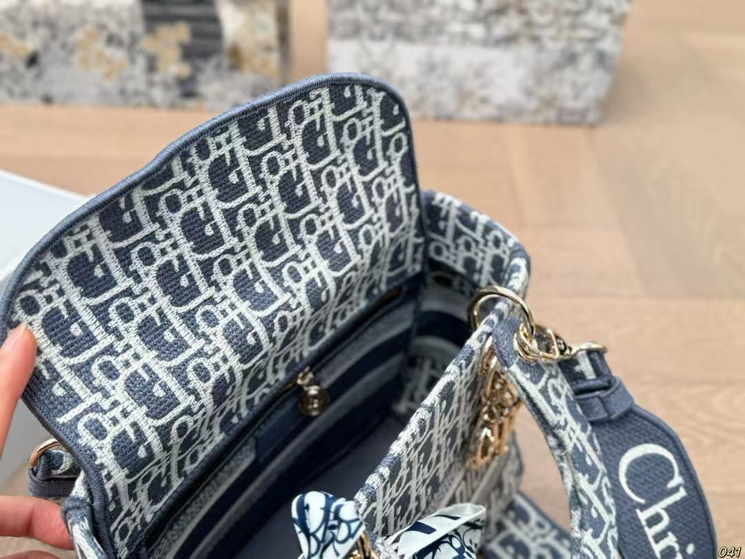 DI0R Lady D-Liteハンドバッグ【50％割引+送料無料】