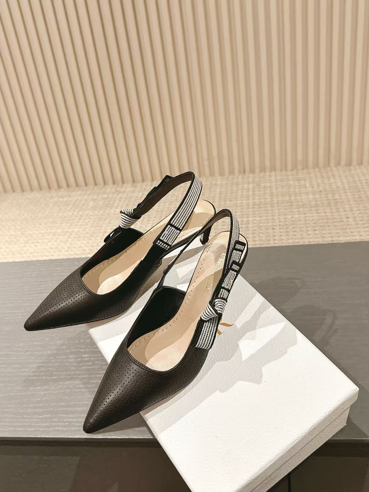 DI0R 高品質刺繍文字ローヒール【50％割引+送料無料】