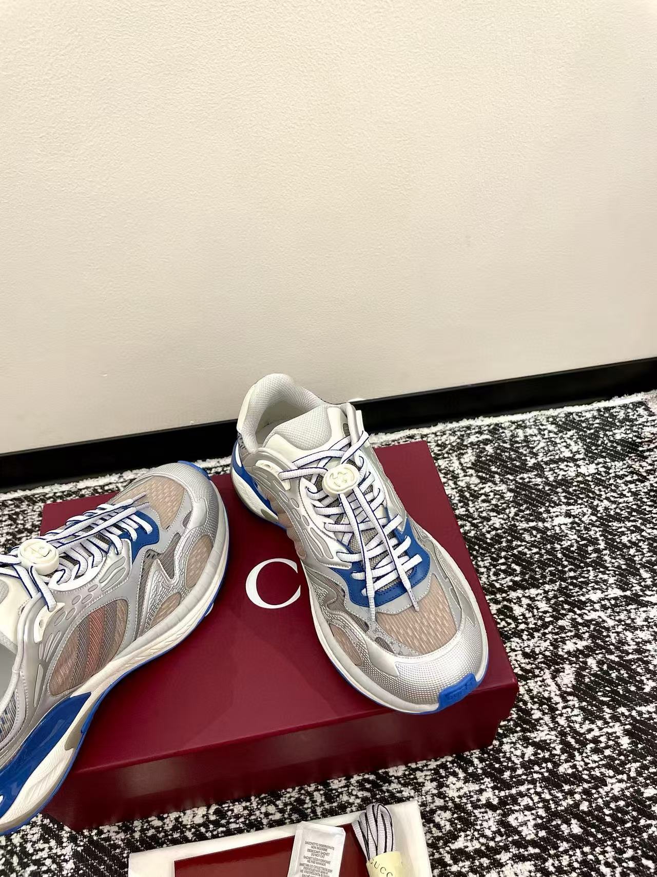 GUCC1の高品質ダッドスニーカー【50％割引+送料無料】