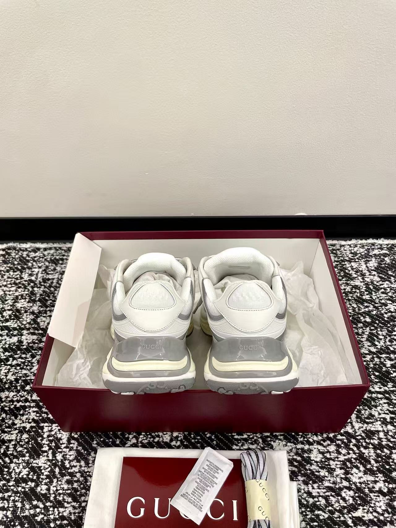 GUCC1の高品質ダッドスニーカー【50％割引+送料無料】