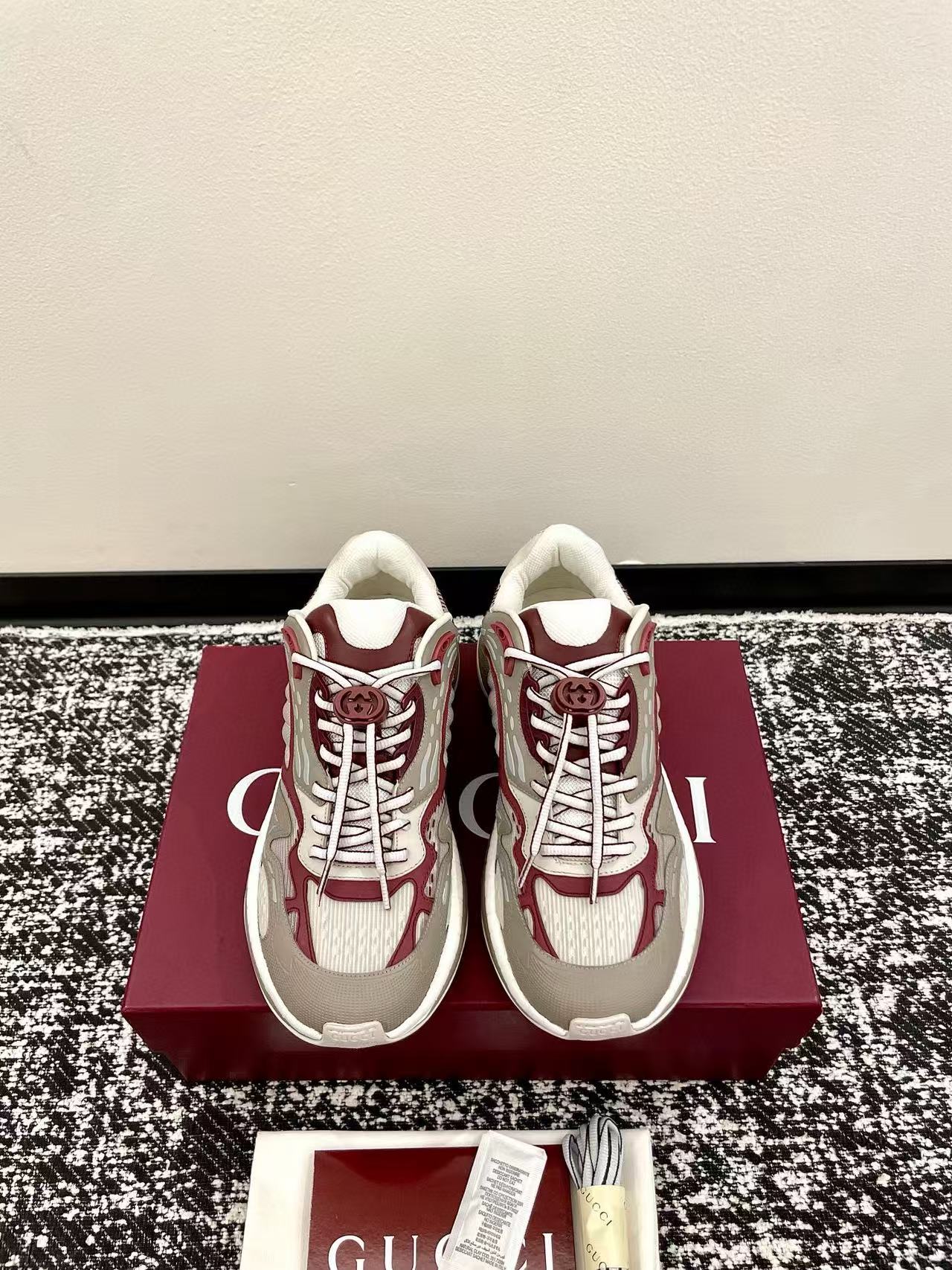 GUCC1の高品質ダッドスニーカー【50％割引+送料無料】