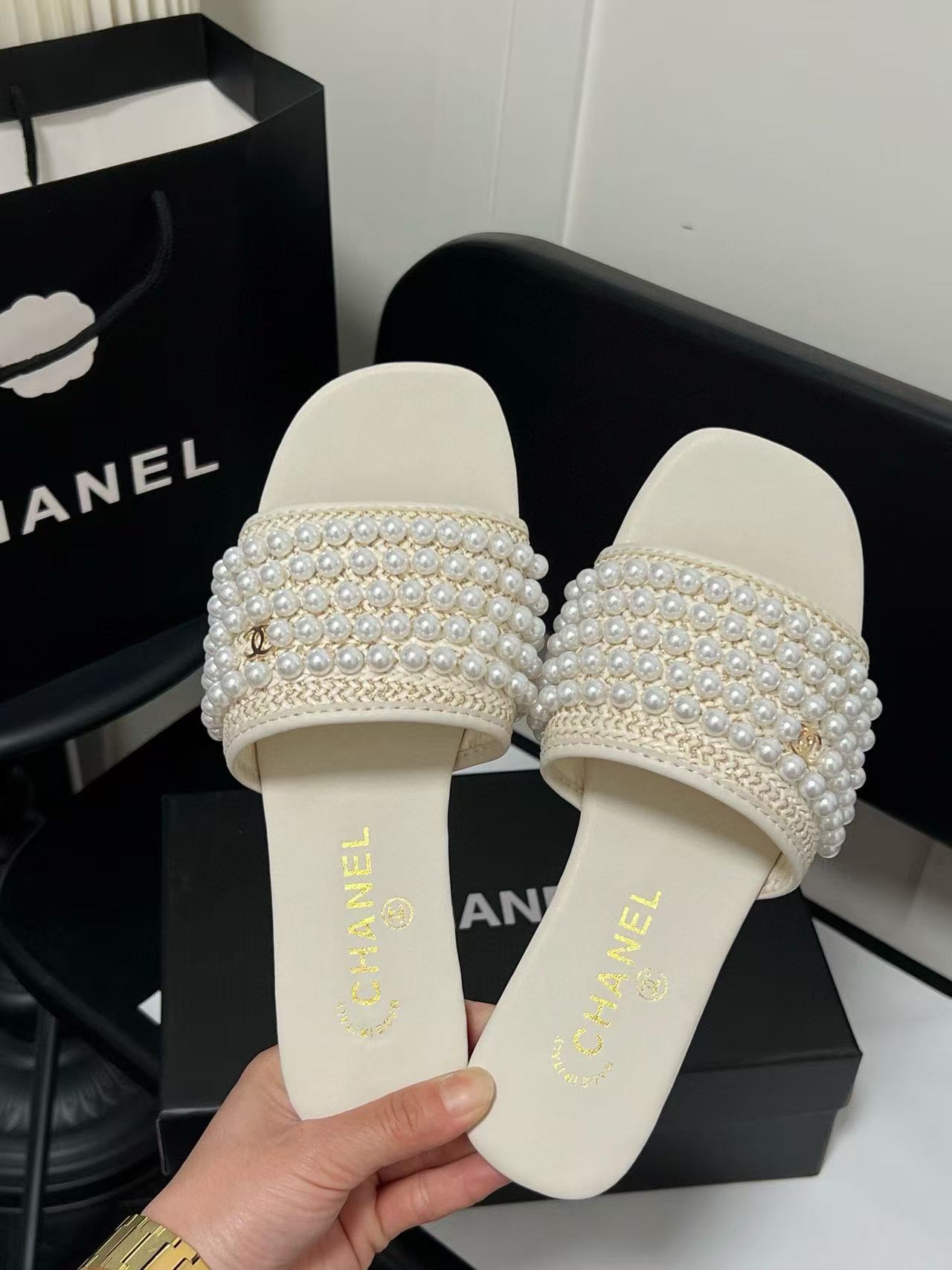 CHANE1 パール装飾スリッパ【50％割引+送料無料】