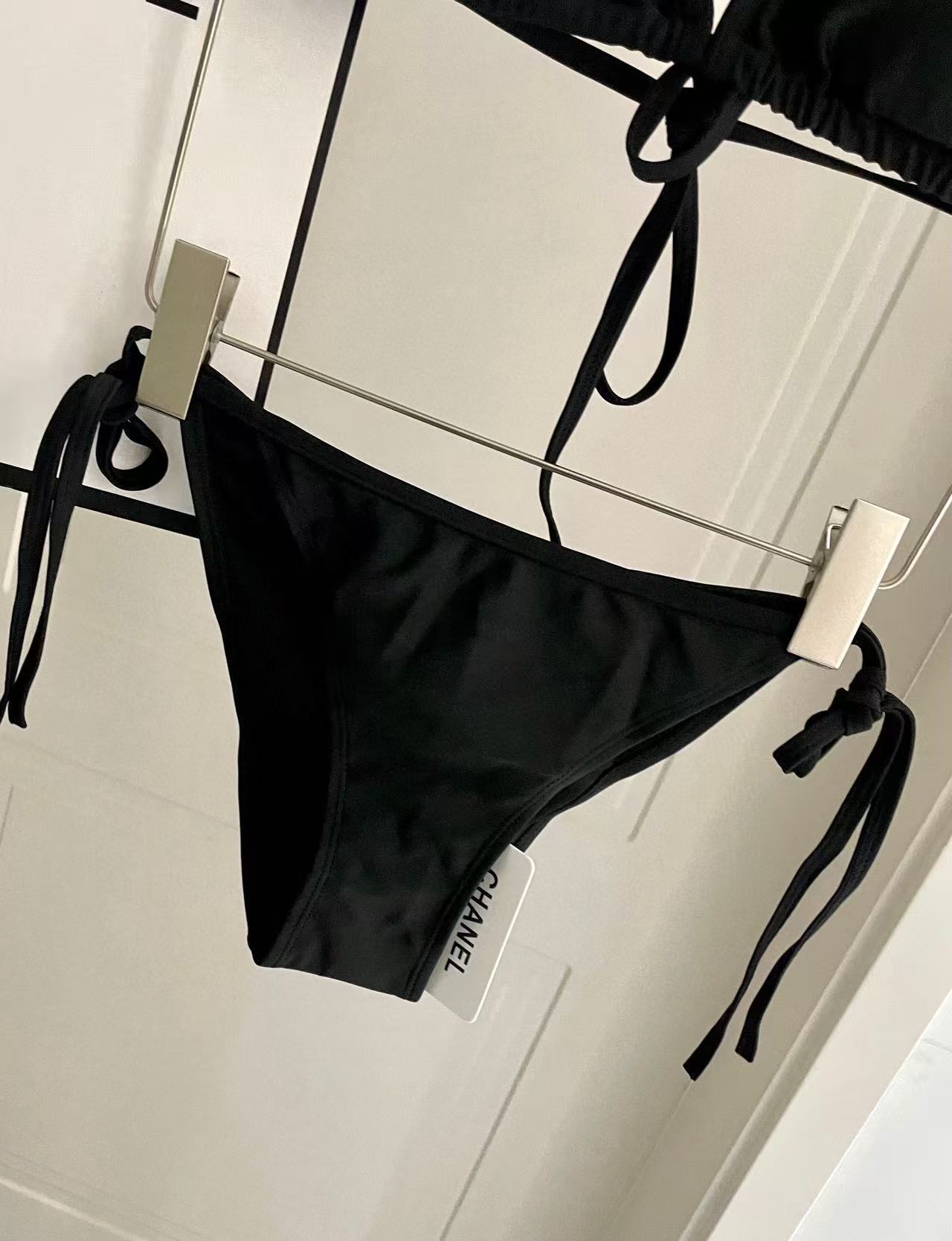 CHANE1 ダブルC スプリットビキニ【50％割引+送料無料】