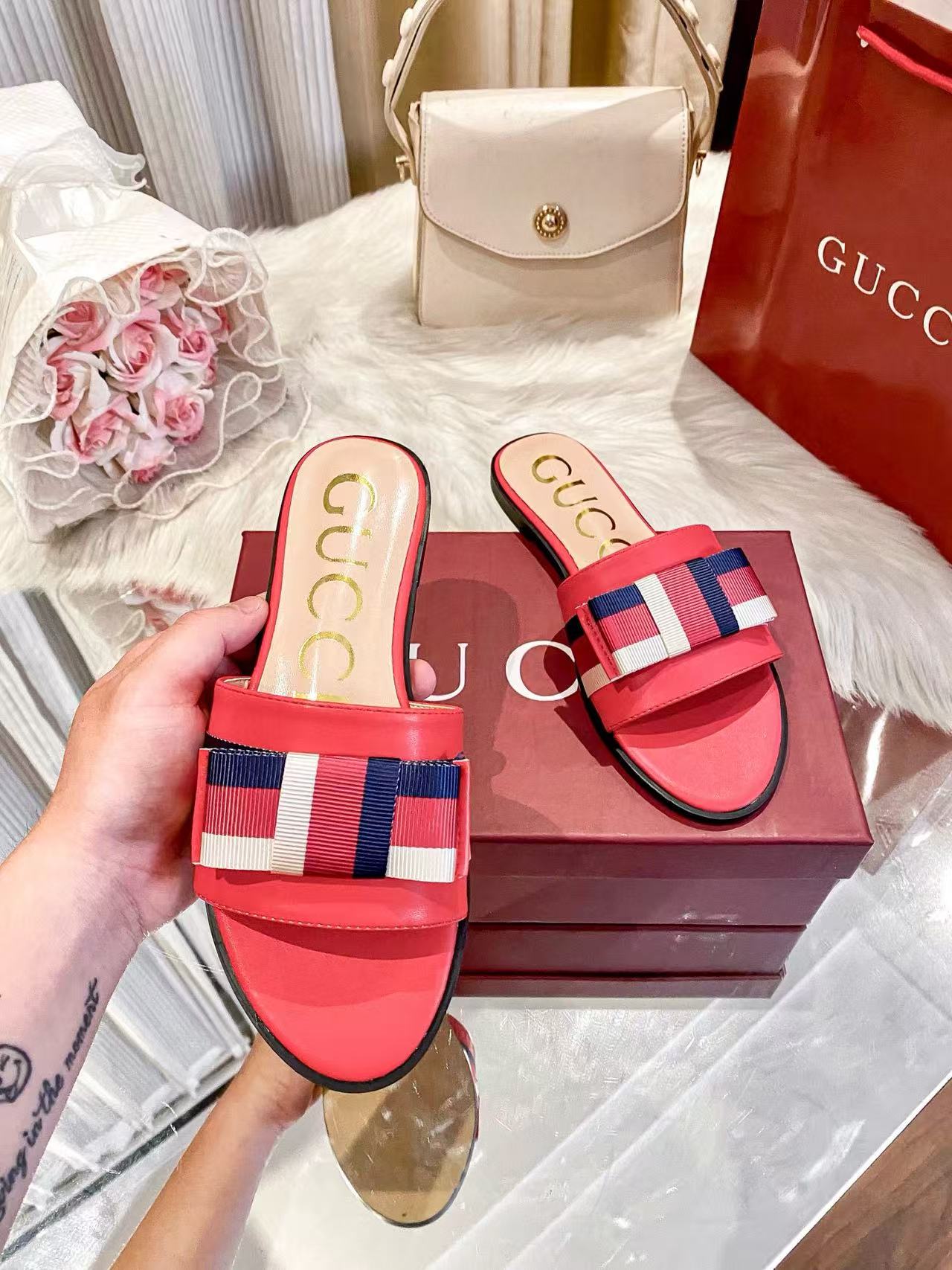 GUCC1 ダブルGバックルスリッパ【50％割引+送料無料】