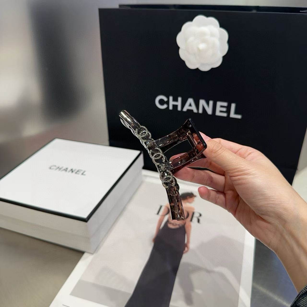 CHANE1 ダブルCダイヤモンドヘアピン【50％割引+送料無料】