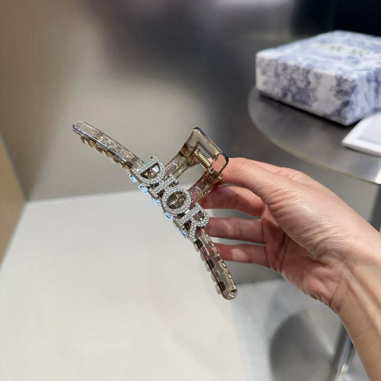 DI0R ダイヤモンドレタークリップ【50％割引+送料無料】