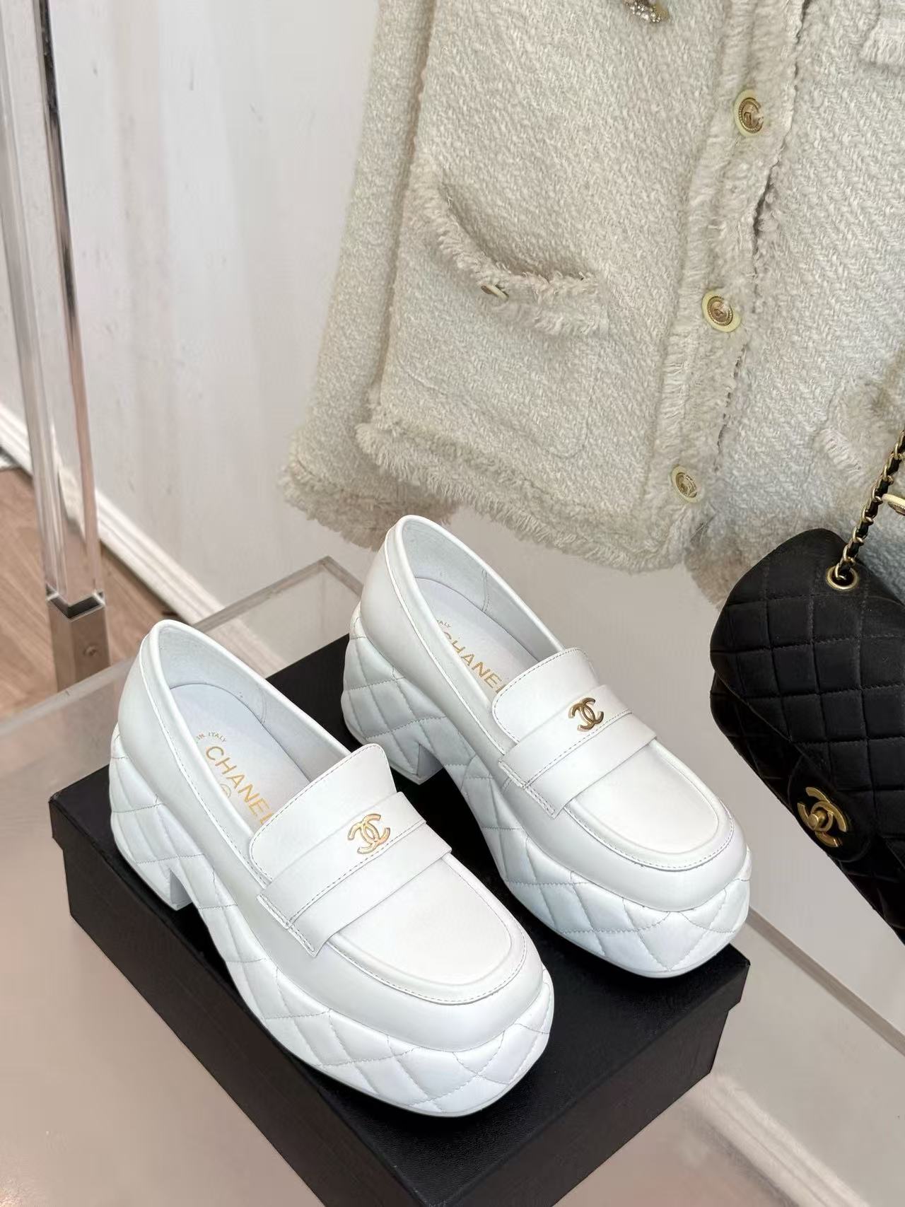 CHANE1 高品質ダブルC厚底ローファー【50％割引+送料無料】