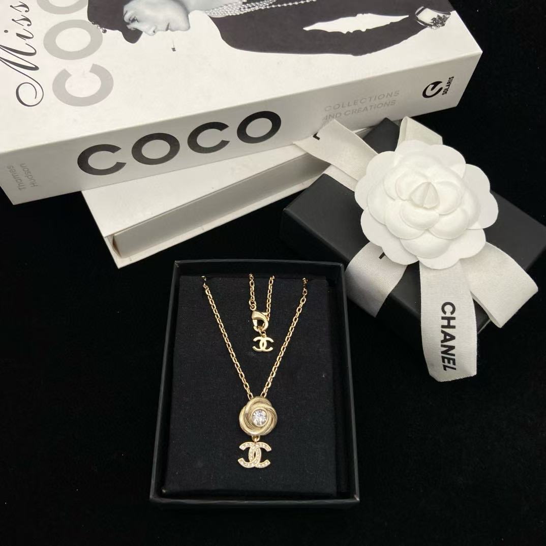 CHANE1 ダブルC ダイヤモンドネックレス【50％割引+送料無料】
