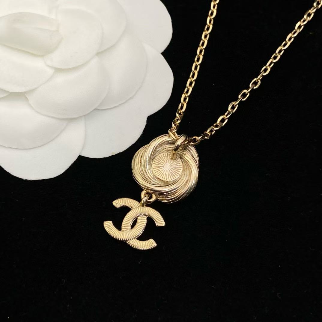 CHANE1 ダブルC ダイヤモンドネックレス【50％割引+送料無料】