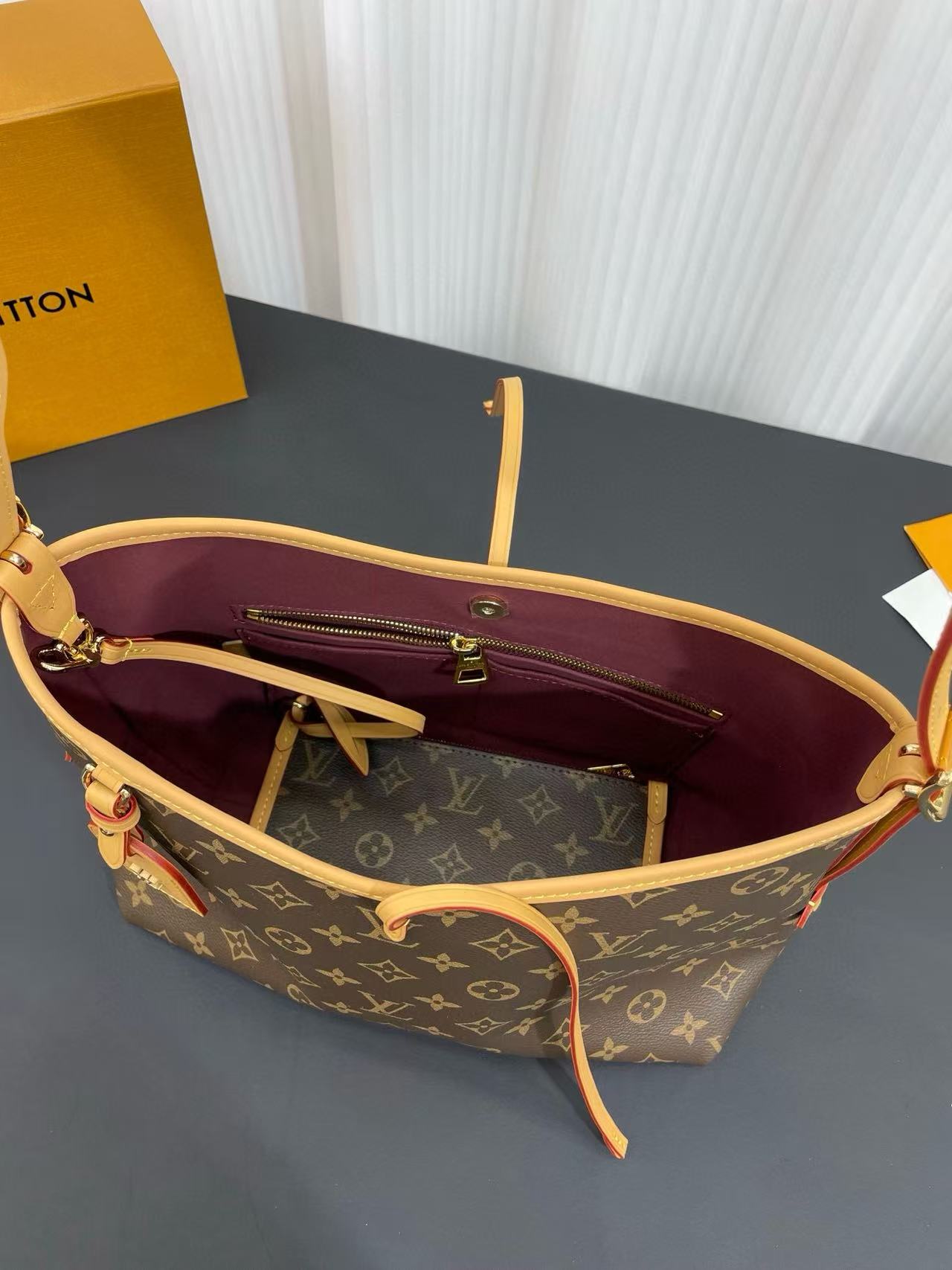 LVプリントショルダーバッグ【50％割引+送料無料】