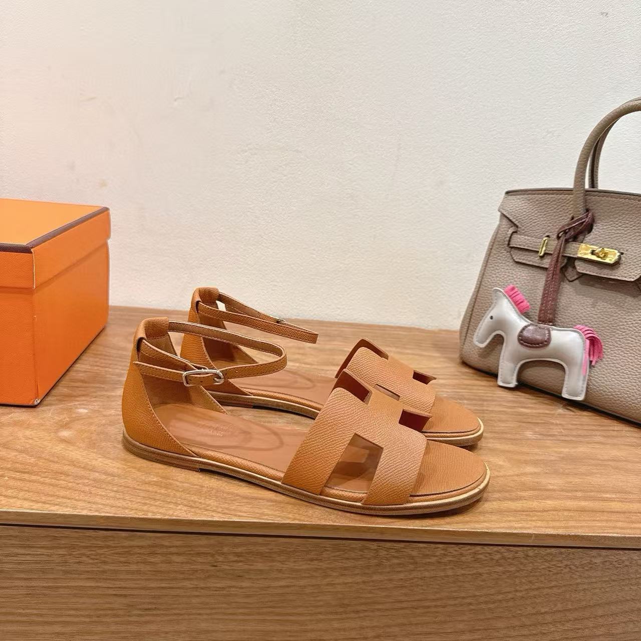 HERME5 高品質レザーフラットサンダル【50％割引+送料無料】