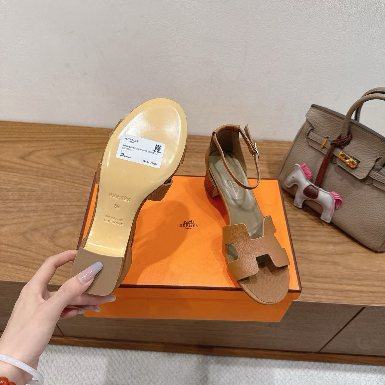 HERME5の高品質ローヒールサンダル【50％割引+送料無料】
