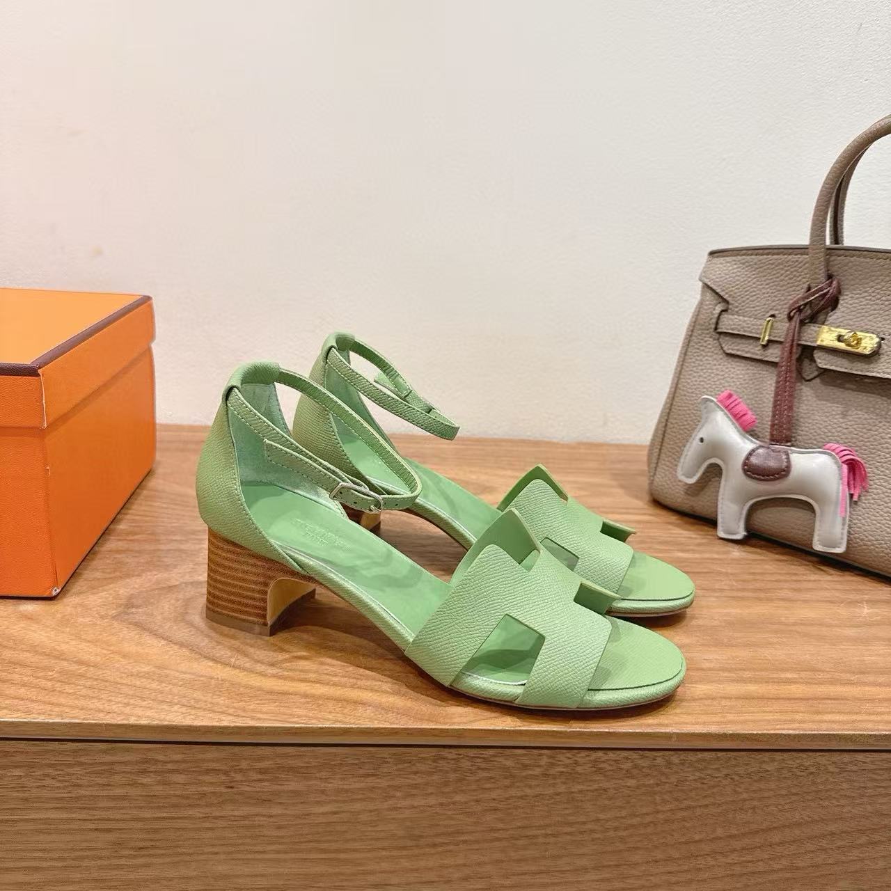 HERME5の高品質ローヒールサンダル【50％割引+送料無料】
