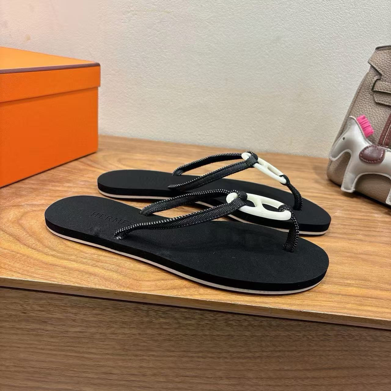 HERME5 高品質カラーマッチング豚鼻スリッパ【50％割引+送料無料】