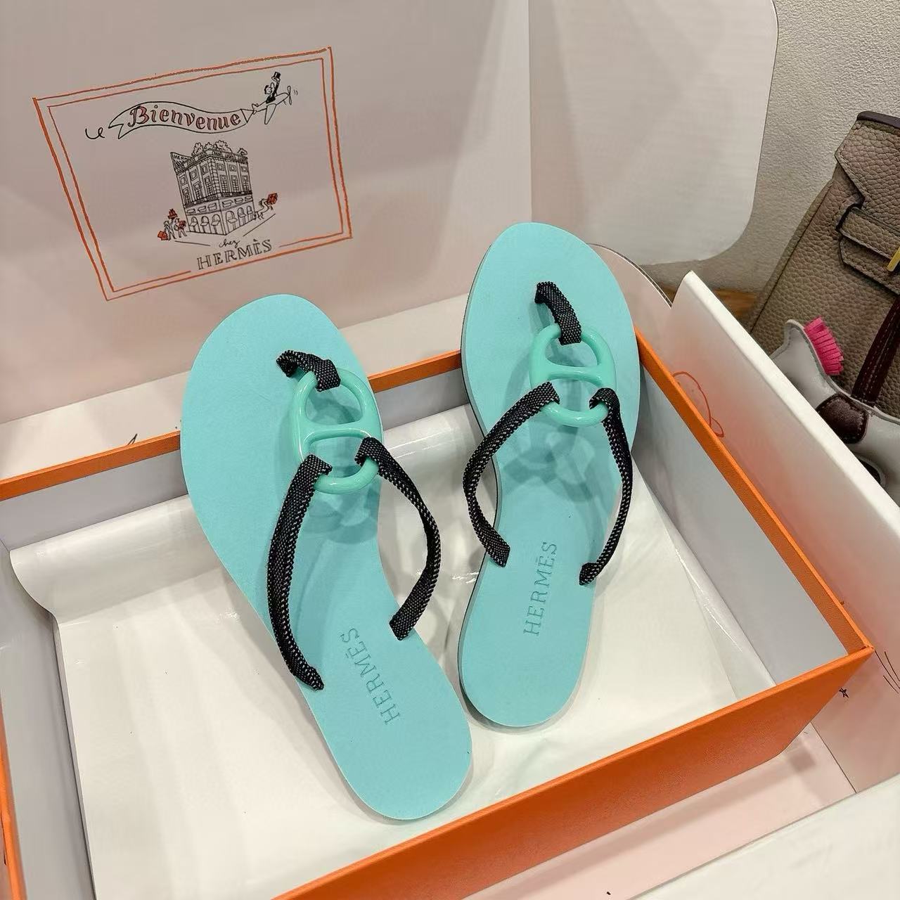 HERME5 高品質カラーマッチング豚鼻スリッパ【50％割引+送料無料】