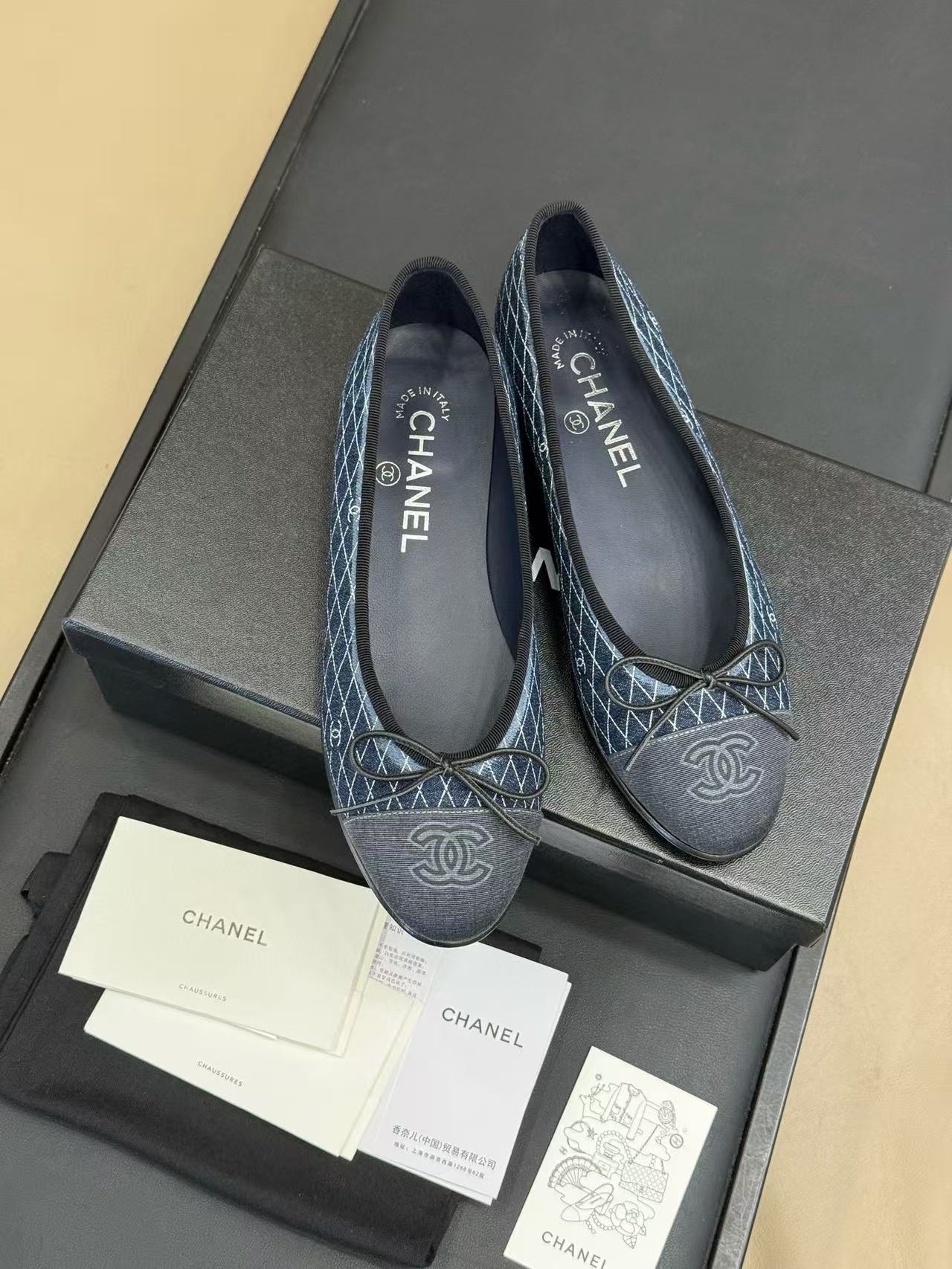 CHANE1 高品質ダブルCフラットシューズ【50％割引+送料無料】