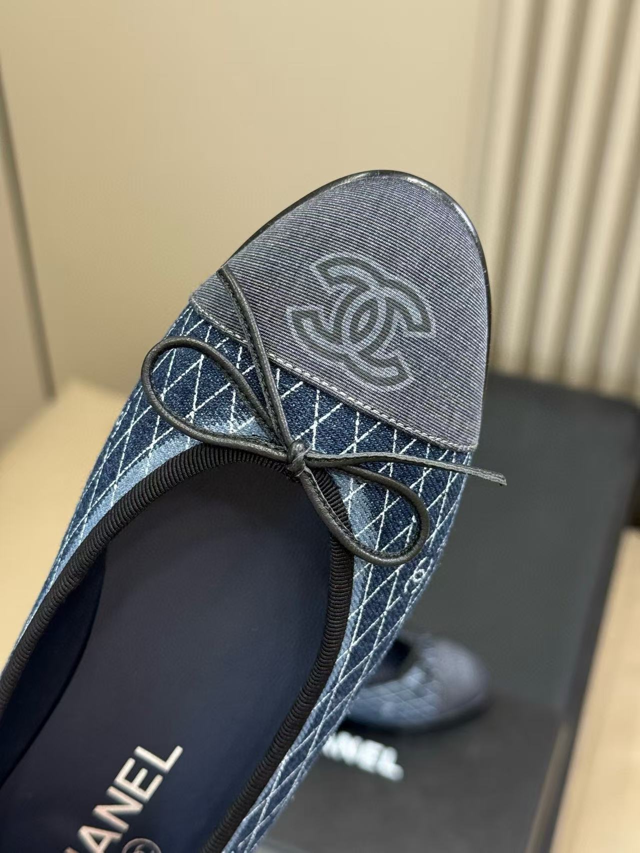 CHANE1 高品質ダブルCフラットシューズ【50％割引+送料無料】