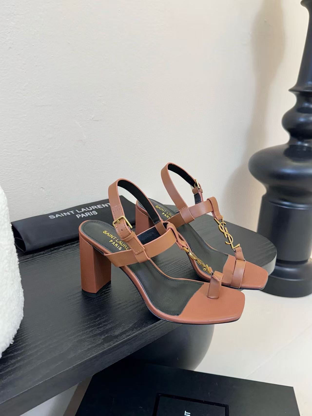 YSLの高品質ハイヒールサンダル【50％割引+送料無料】