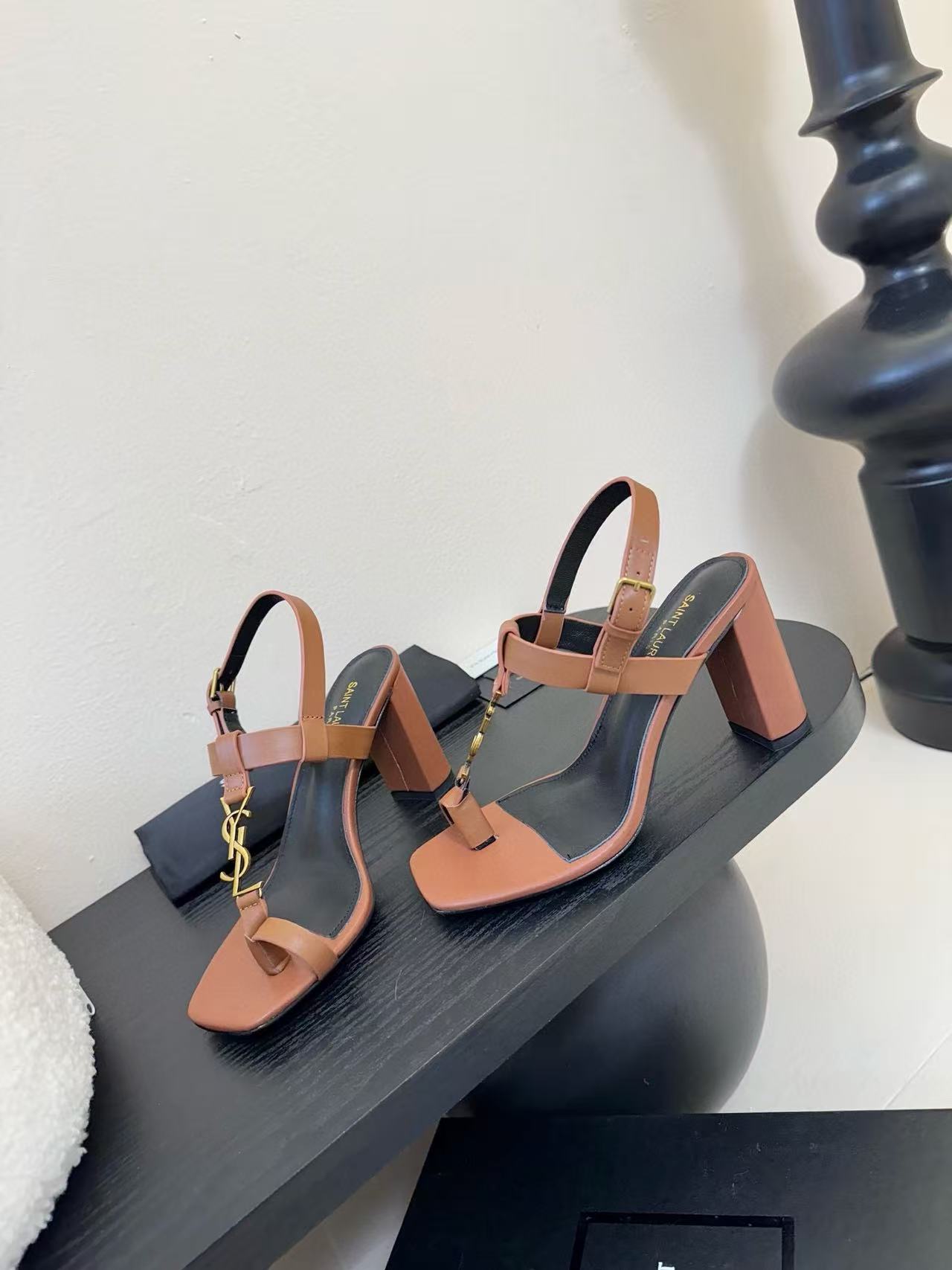 YSLの高品質ハイヒールサンダル【50％割引+送料無料】