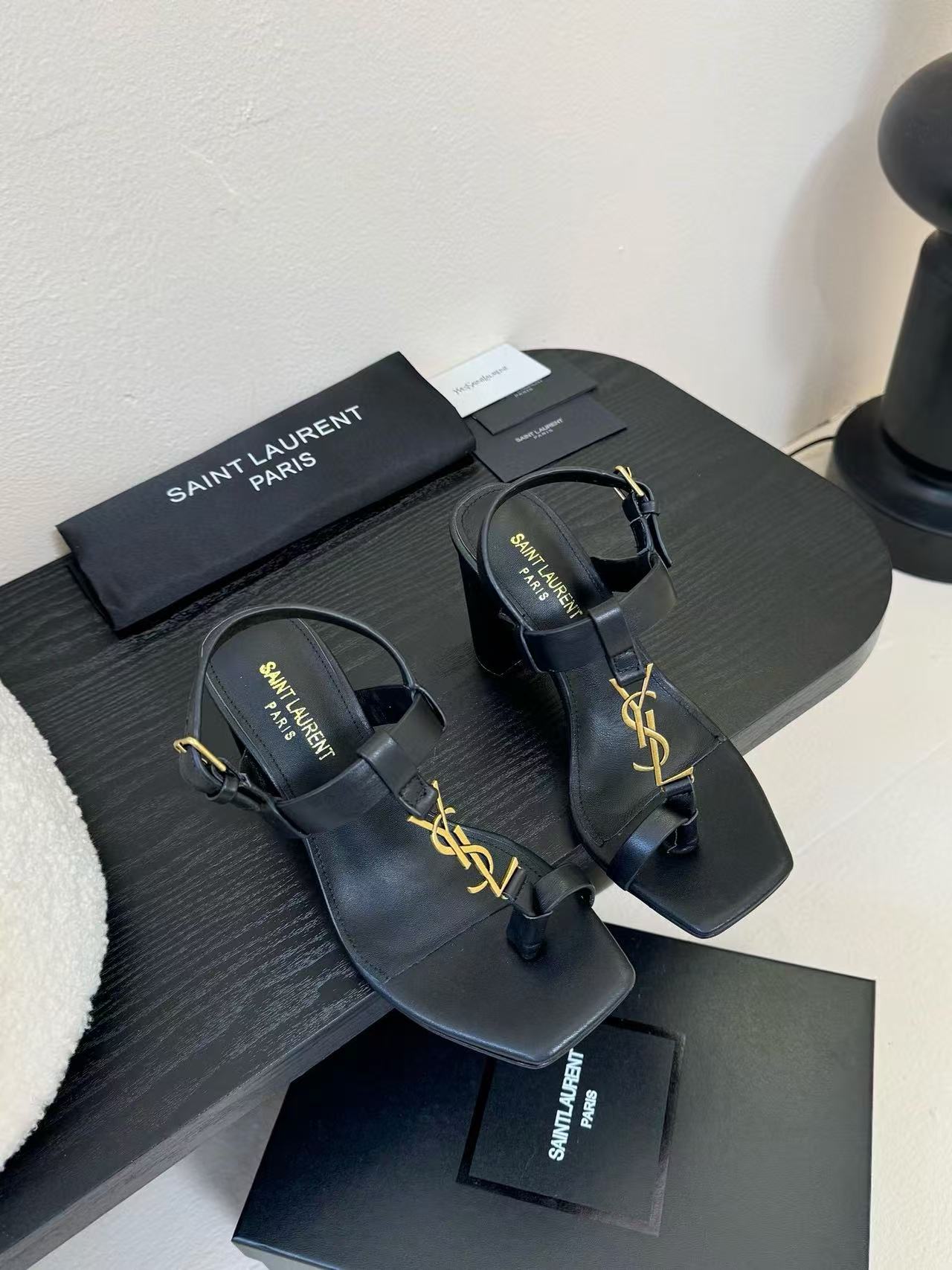 YSLの高品質ハイヒールサンダル【50％割引+送料無料】