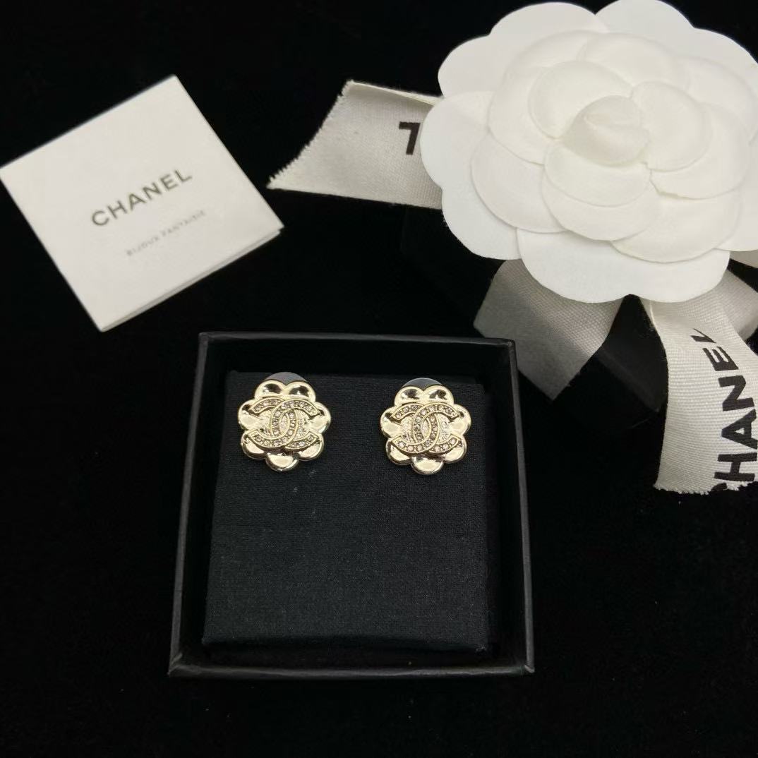 CHANE1 ダブルCイヤリング【50％割引+送料無料】