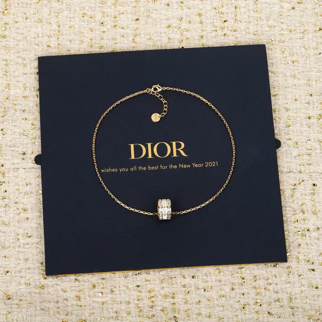 DI0R ダイヤモンド レター ラウンドネックレス【50％割引+送料無料】