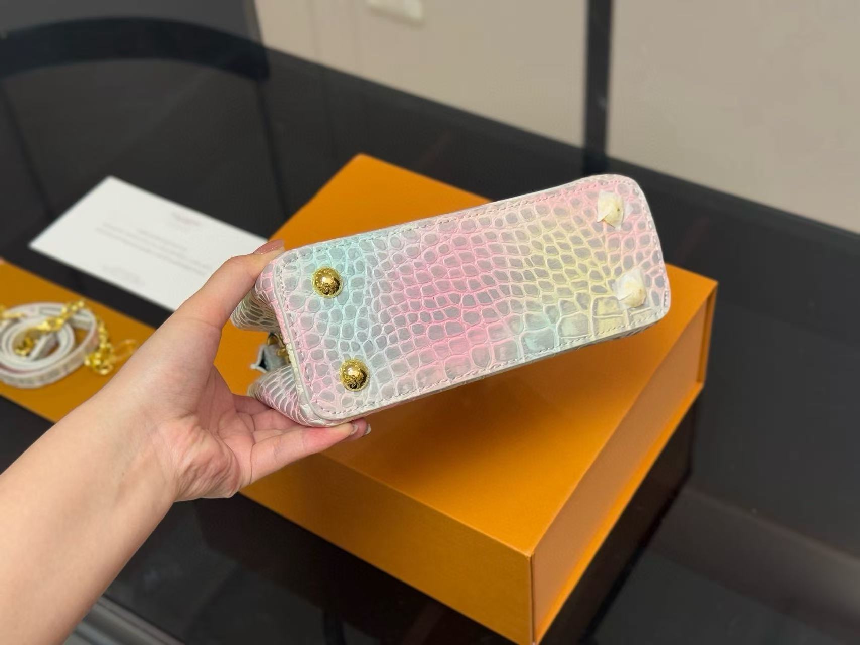 LVチェーングラデーションハンドバッグ【50％割引+送料無料】