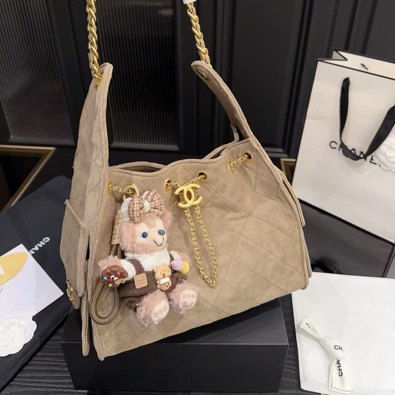 CHANE1 ディアスキン ドローストリング アンダーアームバッグ【50％割引+送料無料】