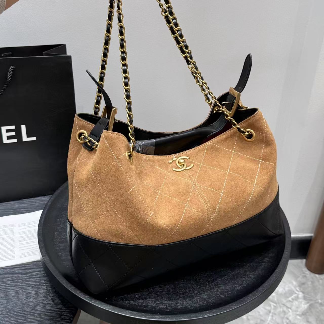 CHANE1 チェーン付きディアスキンショッピングバッグ【50％割引+送料無料】