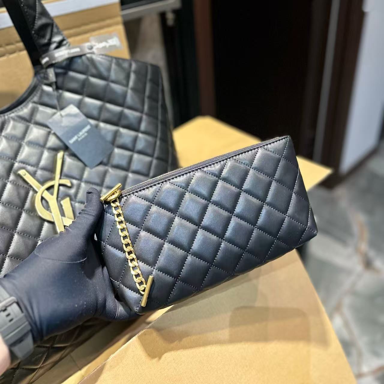 YSLショッピングバッグ【50％割引+送料無料】