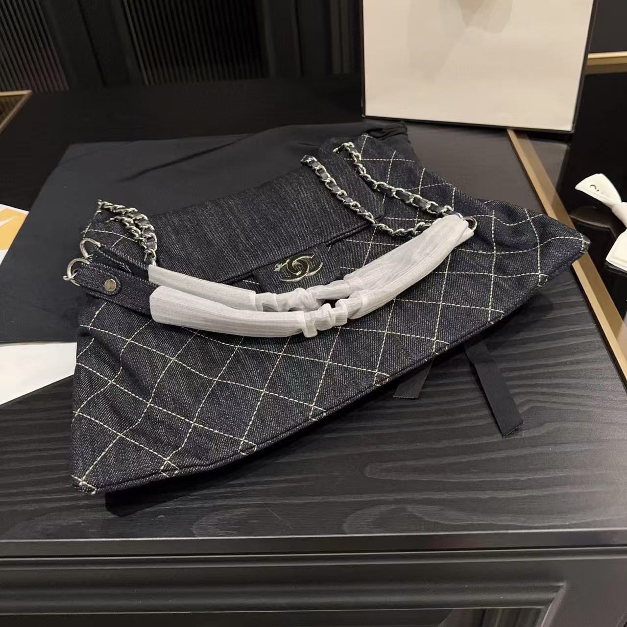 CHANE1 チェーンデニムショッピングバッグ【50％割引+送料無料】