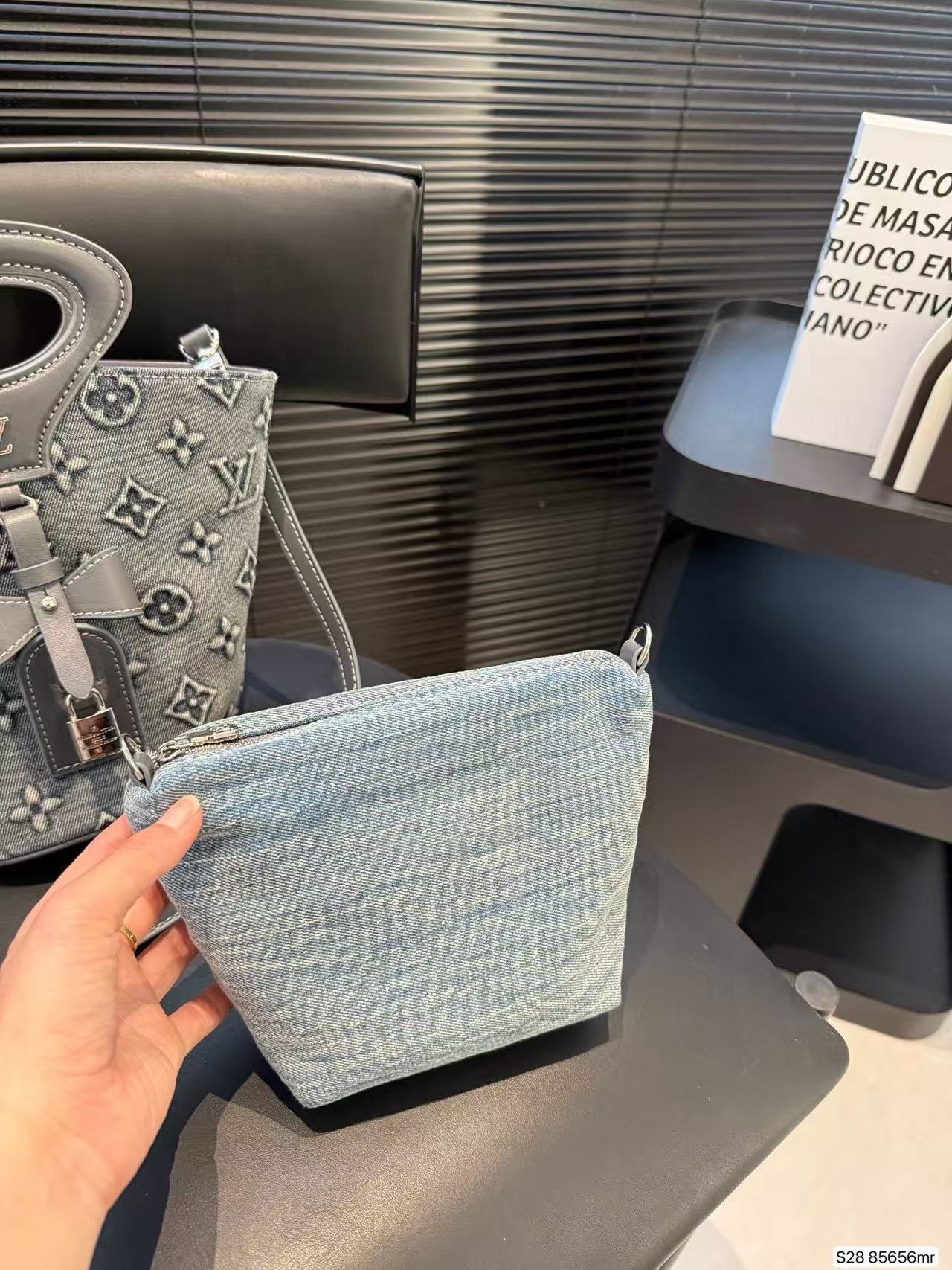 LVボウバケットバッグ【50％割引+送料無料】