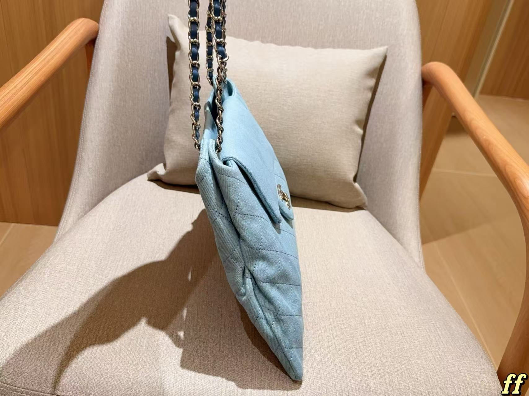 CHANE1 チェーンデニムバッグ【50％割引+送料無料】