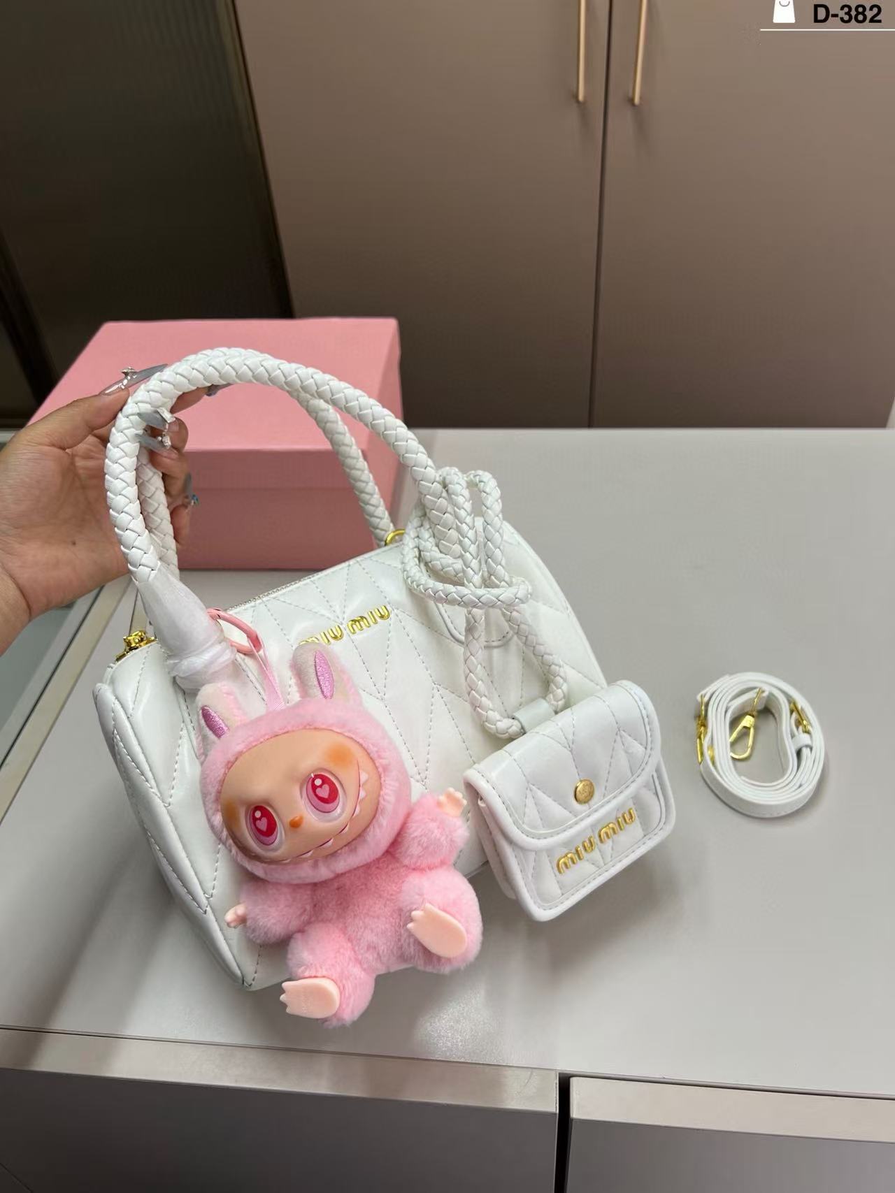 M1UM1U 2 in 1 ボウリングハンドバッグ【50％割引+送料無料】