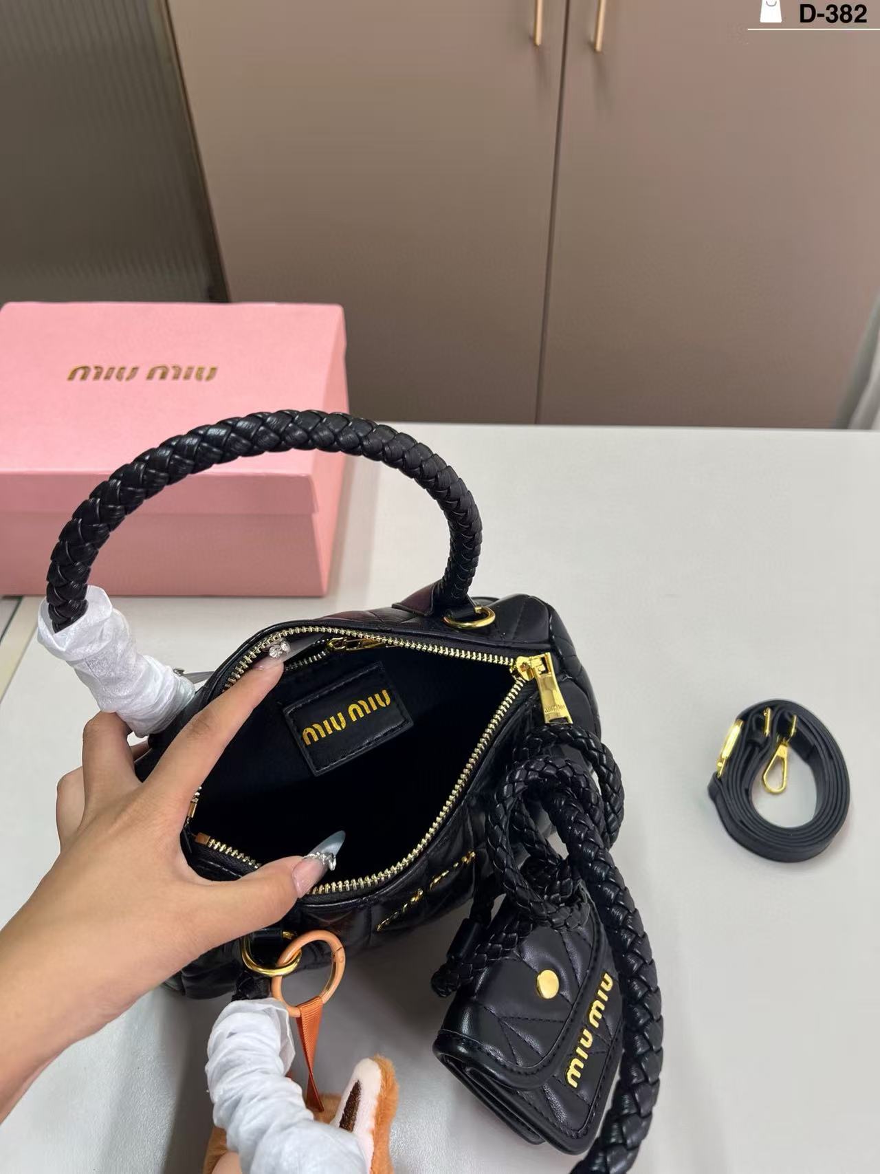 M1UM1U 2 in 1 ボウリングハンドバッグ【50％割引+送料無料】