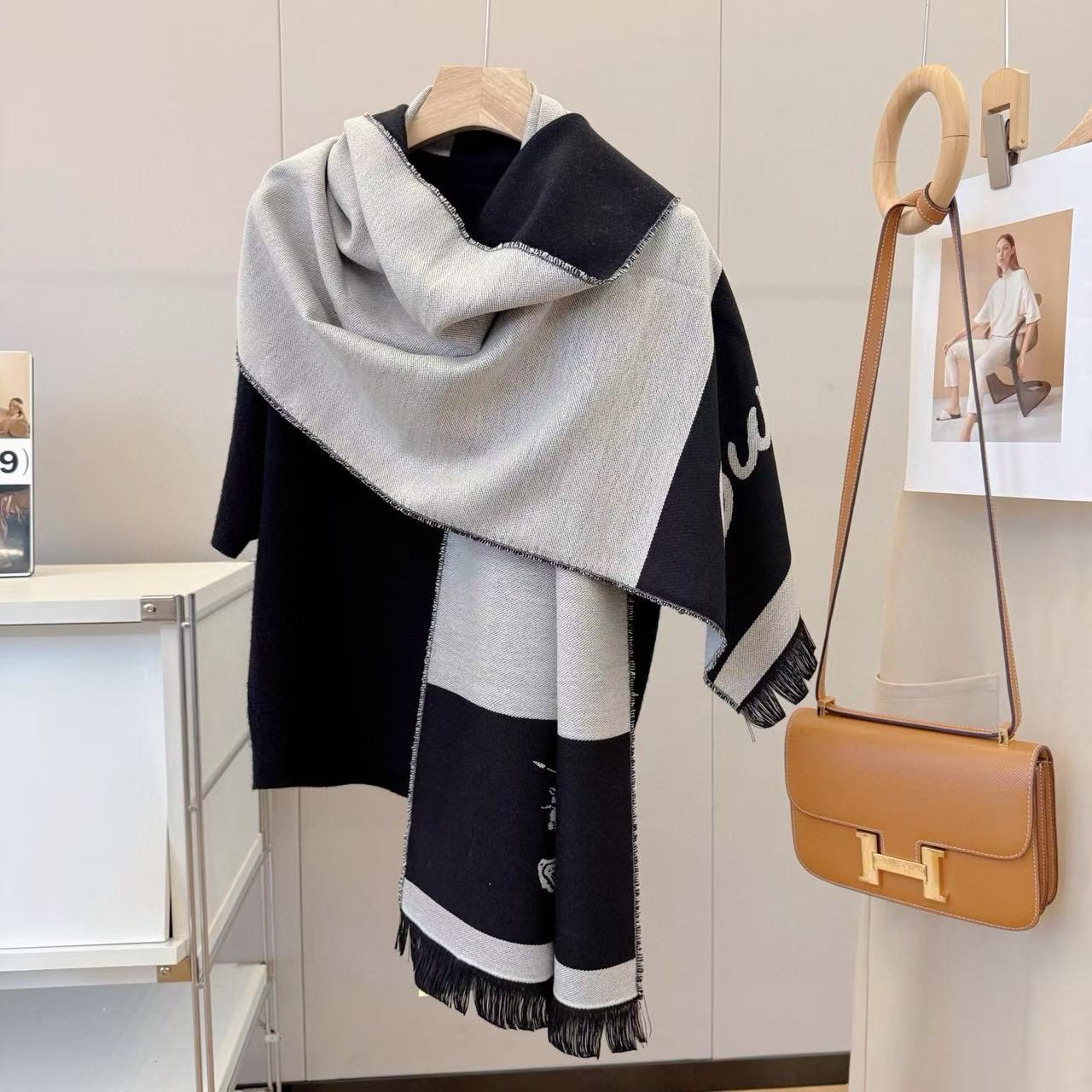 BUR8ERRYカラーブロックスカーフ【50％割引+送料無料】