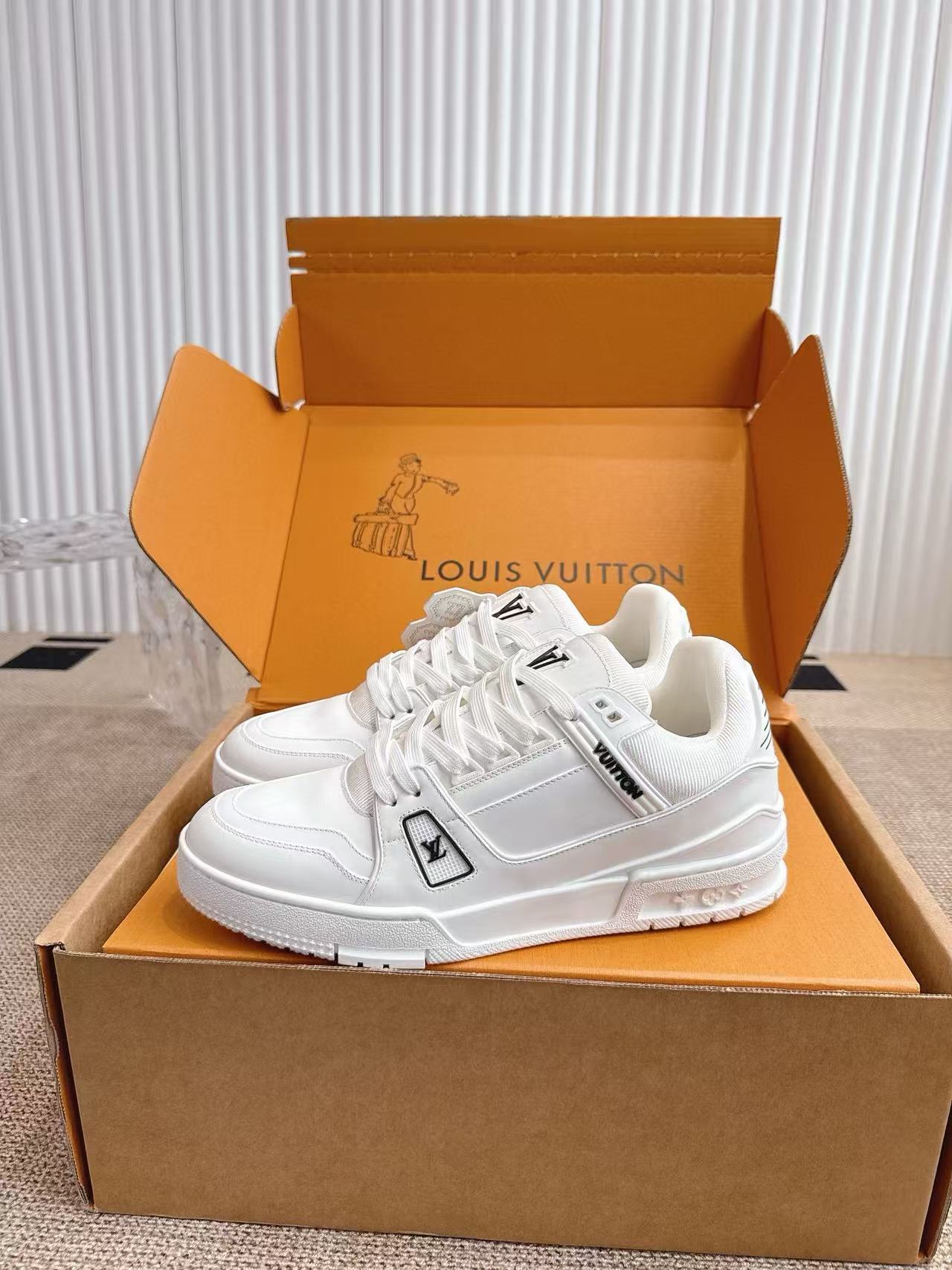 LV Trainer高品質のカジュアルシューズ【50％割引+送料無料】