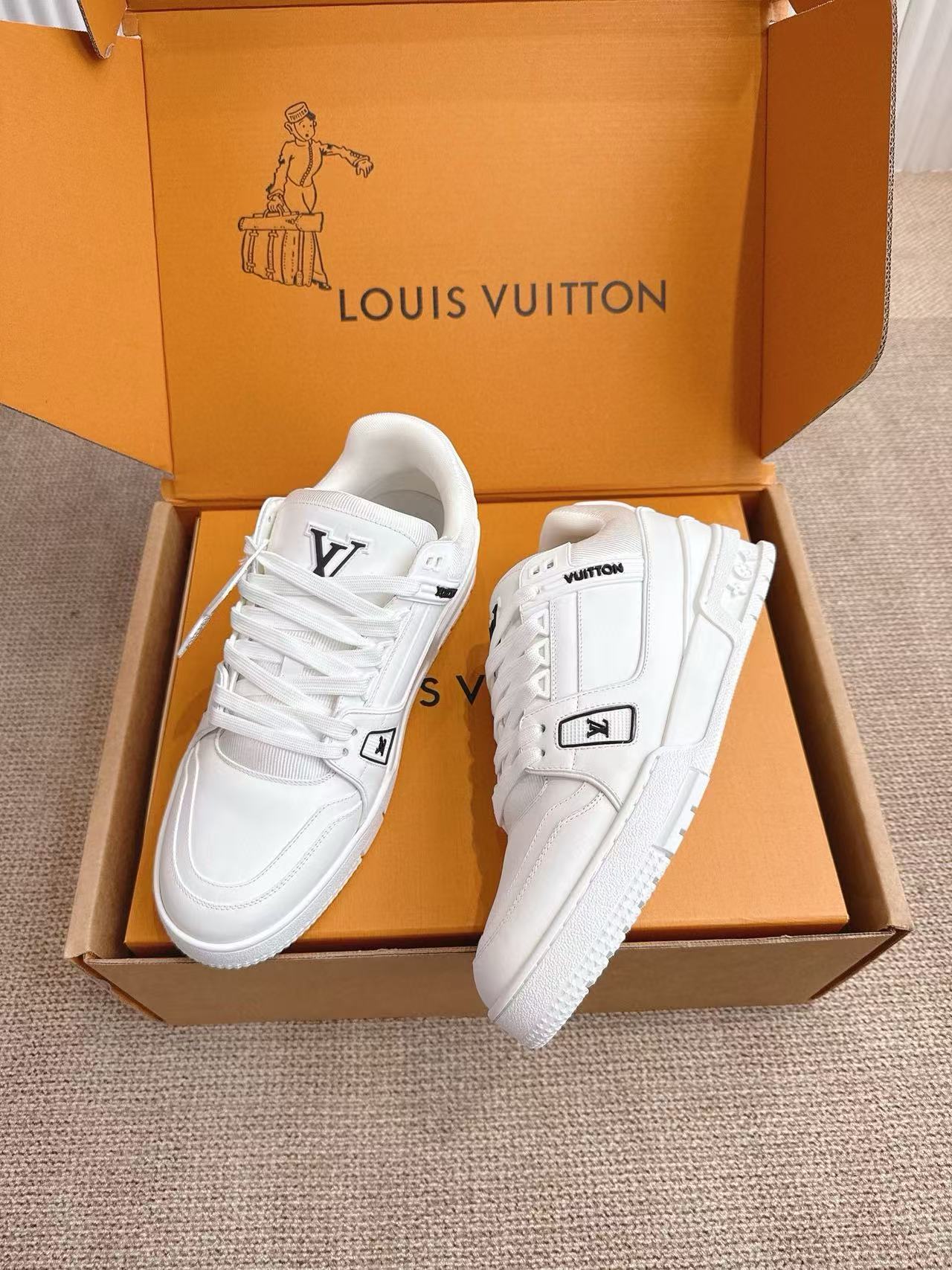 LV Trainer高品質のカジュアルシューズ【50％割引+送料無料】