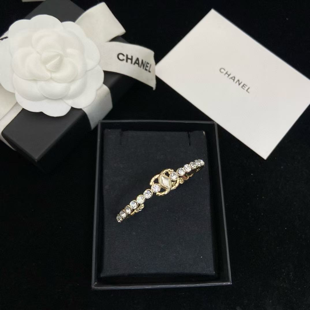 CHANE1 ダブルC クリスタル ダイヤモンド ブレスレット【50％割引+送料無料】