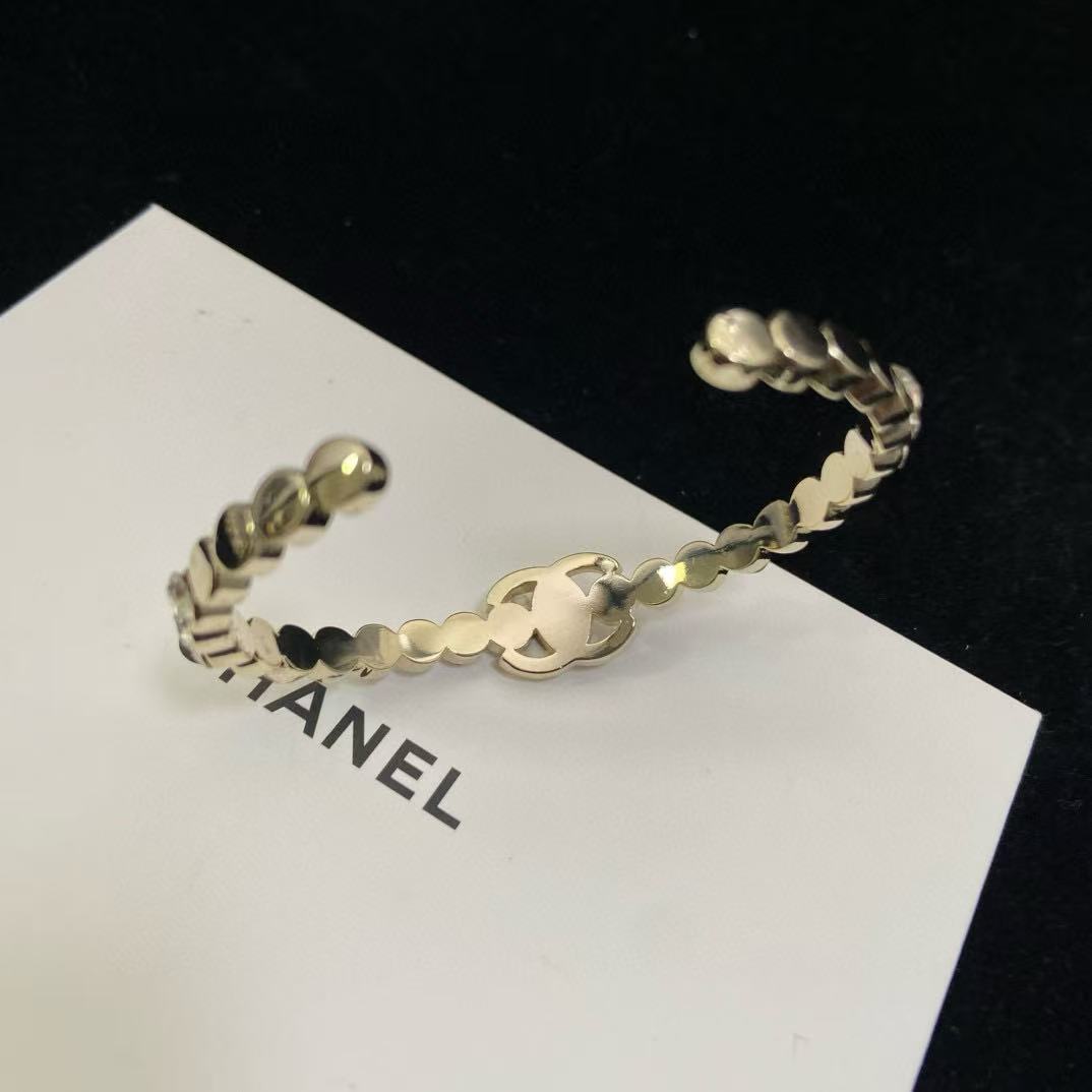 CHANE1 ダブルC クリスタル ダイヤモンド ブレスレット【50％割引+送料無料】