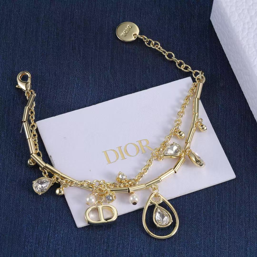 DI0R CDクリスタルダイヤモンドブレスレット【50％割引+送料無料】