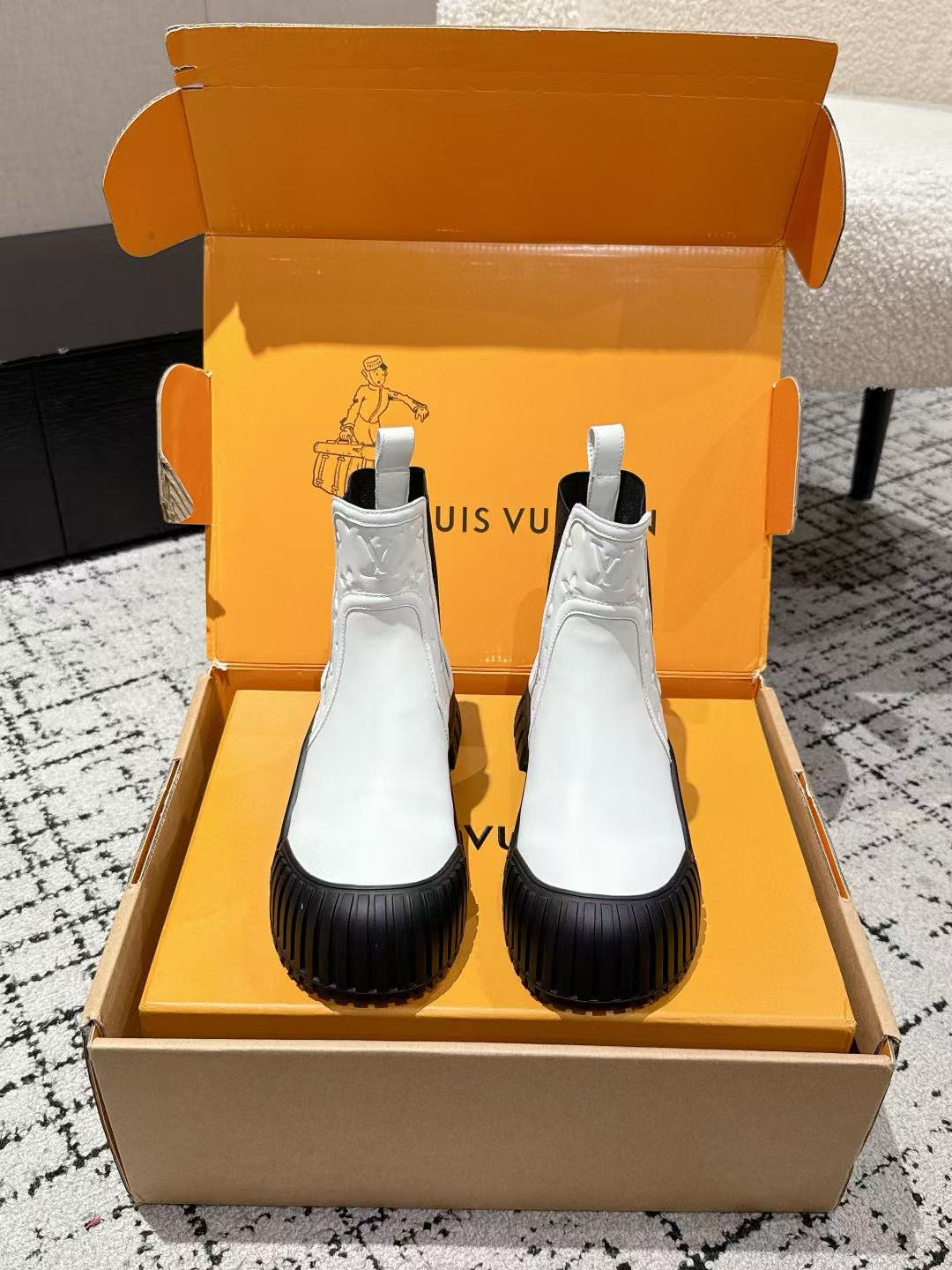 LVの高品質伸縮性のあるアンクルブーツ【50％割引+送料無料】