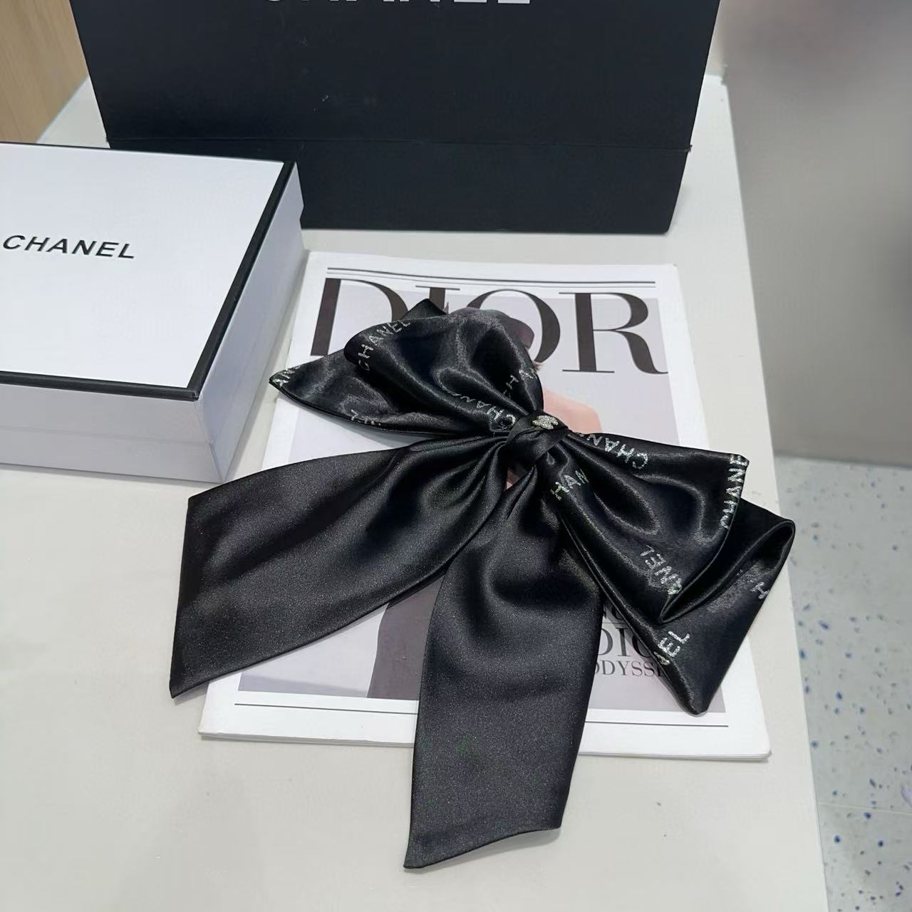 CHANE1 バタフライスプリングクリップ【50％割引+送料無料】