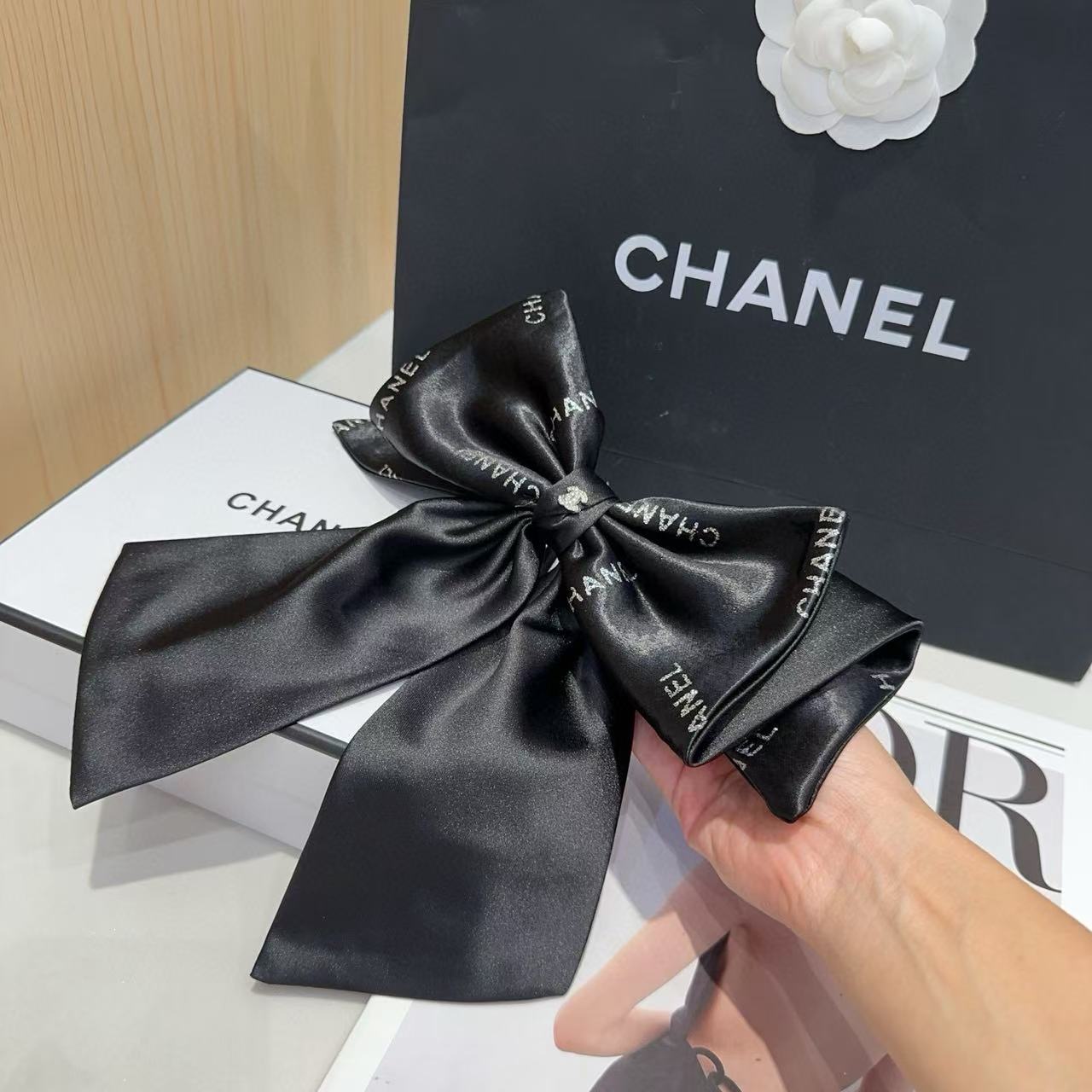 CHANE1 バタフライスプリングクリップ【50％割引+送料無料】