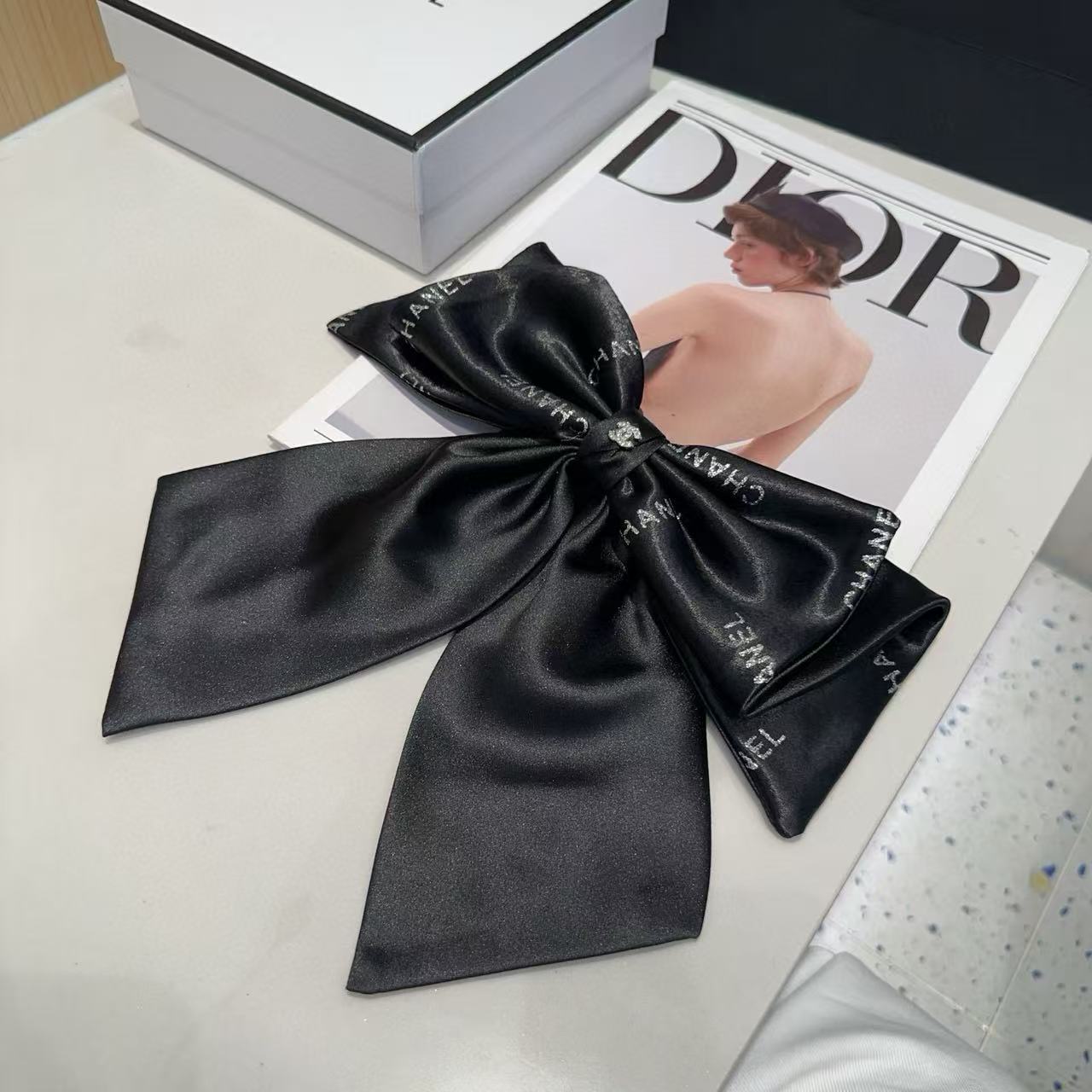 CHANE1 バタフライスプリングクリップ【50％割引+送料無料】