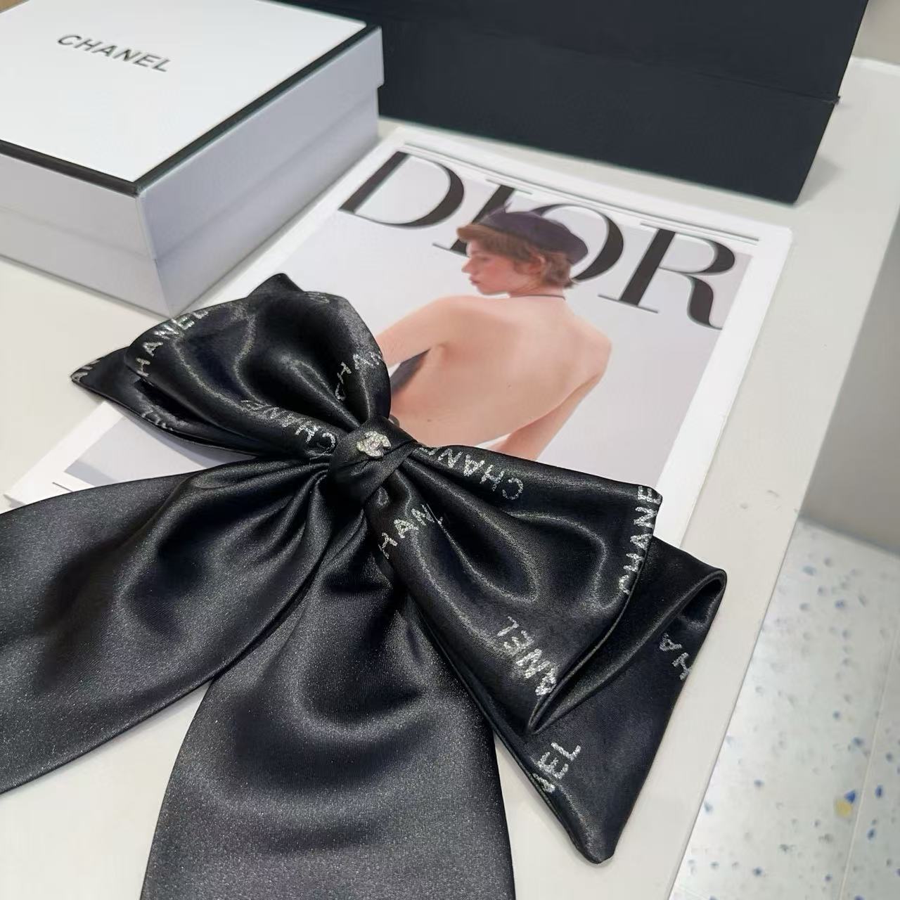 CHANE1 バタフライスプリングクリップ【50％割引+送料無料】