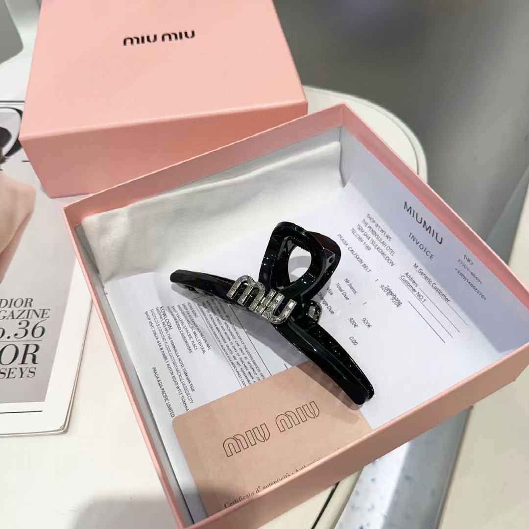 M1UM1U シンプルヘアクリップ【50％割引+送料無料】