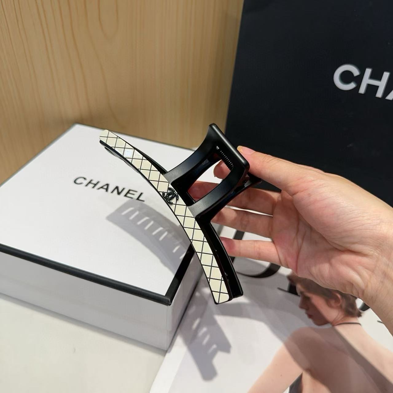 CHANE1 ダブルCチェックヘアピン【50％割引+送料無料】